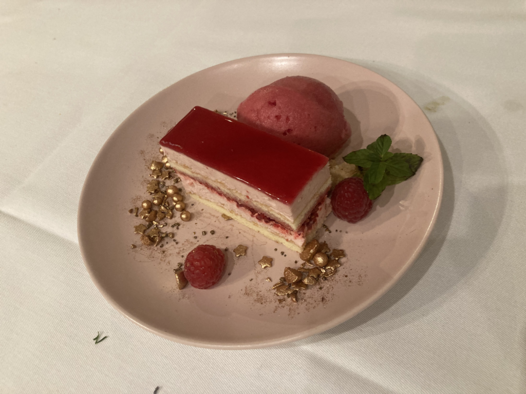 Social & private dining